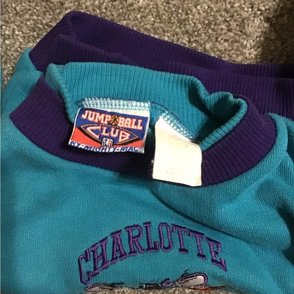 2 onesies and sweater for 18 month 14-18lb baby Disney Tigger, Train & Hornets - Picture 15 of 16